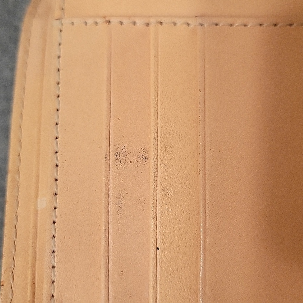 Small Kate Spade wallet snap & zipper closure...sew pictures for condition - Picture 7 of 15